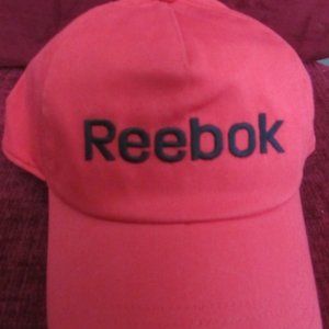 0/S Reebok Red Ball Cap Brand NEW Adjustable Back